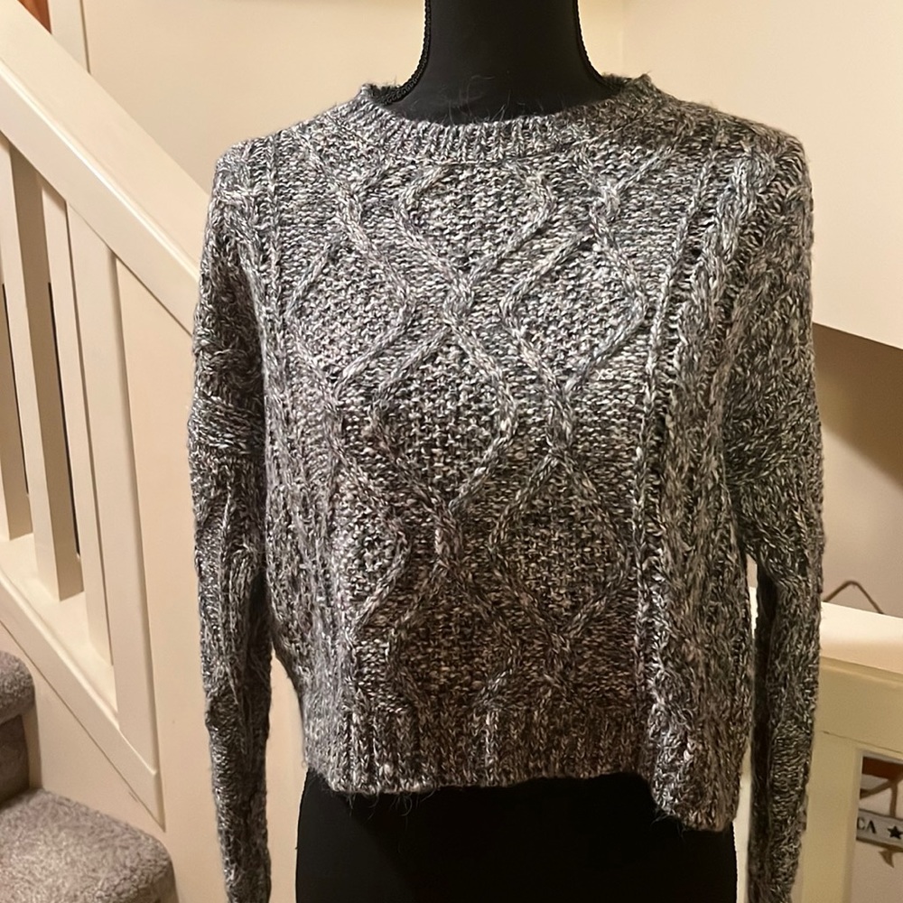 LA Hearts sweater XS. New with tags